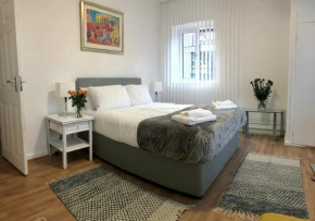 City location- 2 bedroom apartment